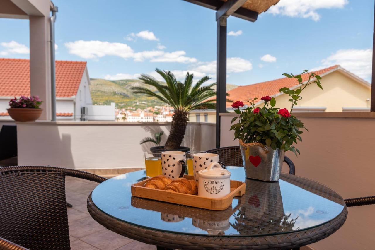 Apartments Orlic Трогір Екстер'єр фото